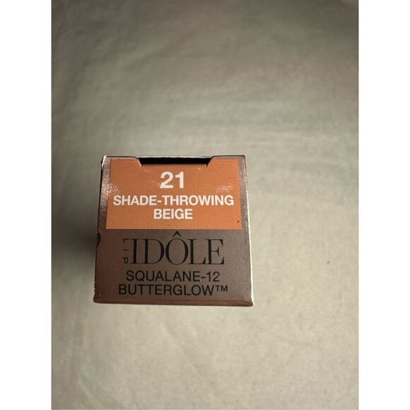 Lancôme Lip Idôle Squalane-12 Butterglow™ Hydrating Lip Balm Color: 21 Shade-Thr - Picture 2 of 5